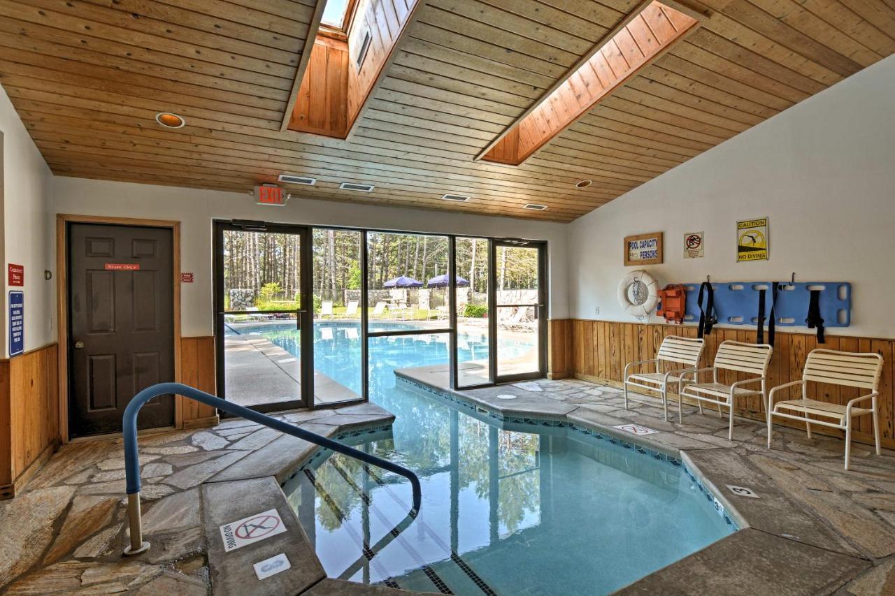 Resort-Style Harbor Springs Home With 2 Decks! 外观 照片